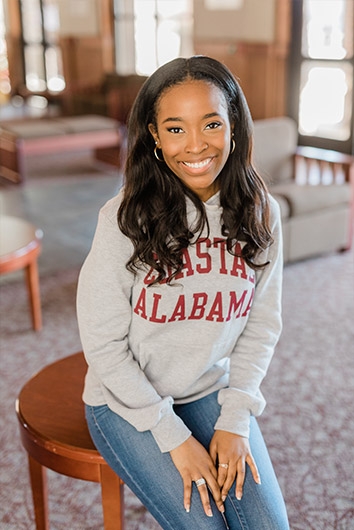 Alexandria Shaw Headshot